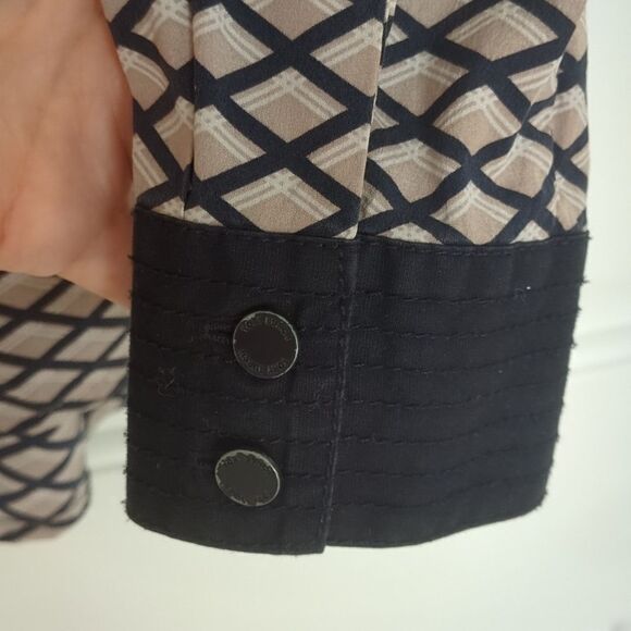 Tory Burch Silk Tunic in Navy/Beige Geo - Picture 5 of 8